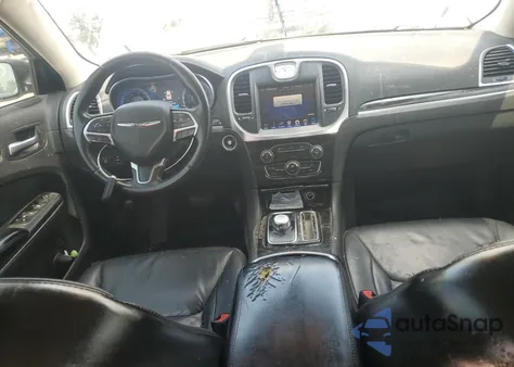 2015 Chrysler 300 Limited z USA, uszkodzony, nr VIN 2C3CCAAG6FH786756